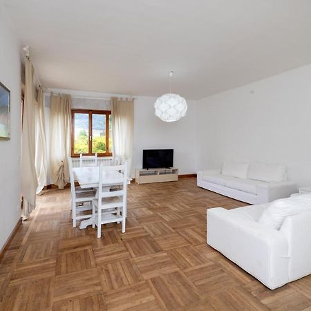Casa Romeo Appartamento Con Posto Auto Finale Ligure Extérieur photo