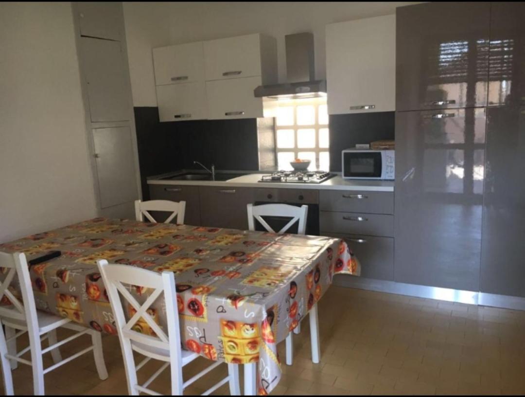 Casa Romeo Appartamento Con Posto Auto Finale Ligure Extérieur photo