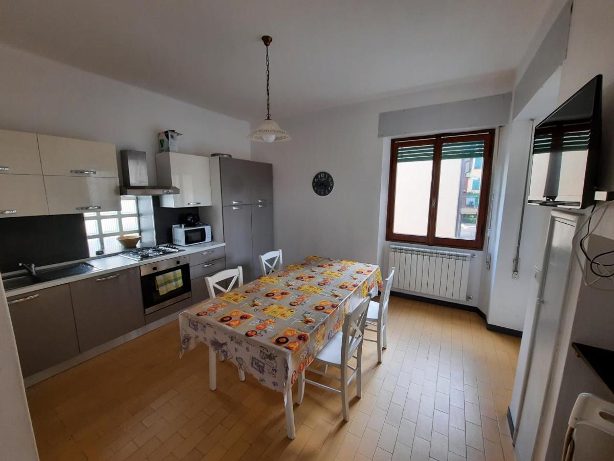 Casa Romeo Appartamento Con Posto Auto Finale Ligure Extérieur photo