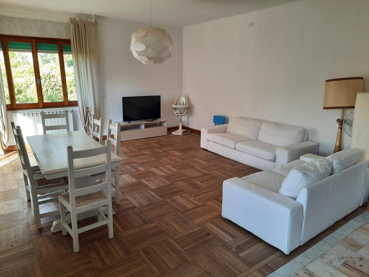 Casa Romeo Appartamento Con Posto Auto Finale Ligure Extérieur photo