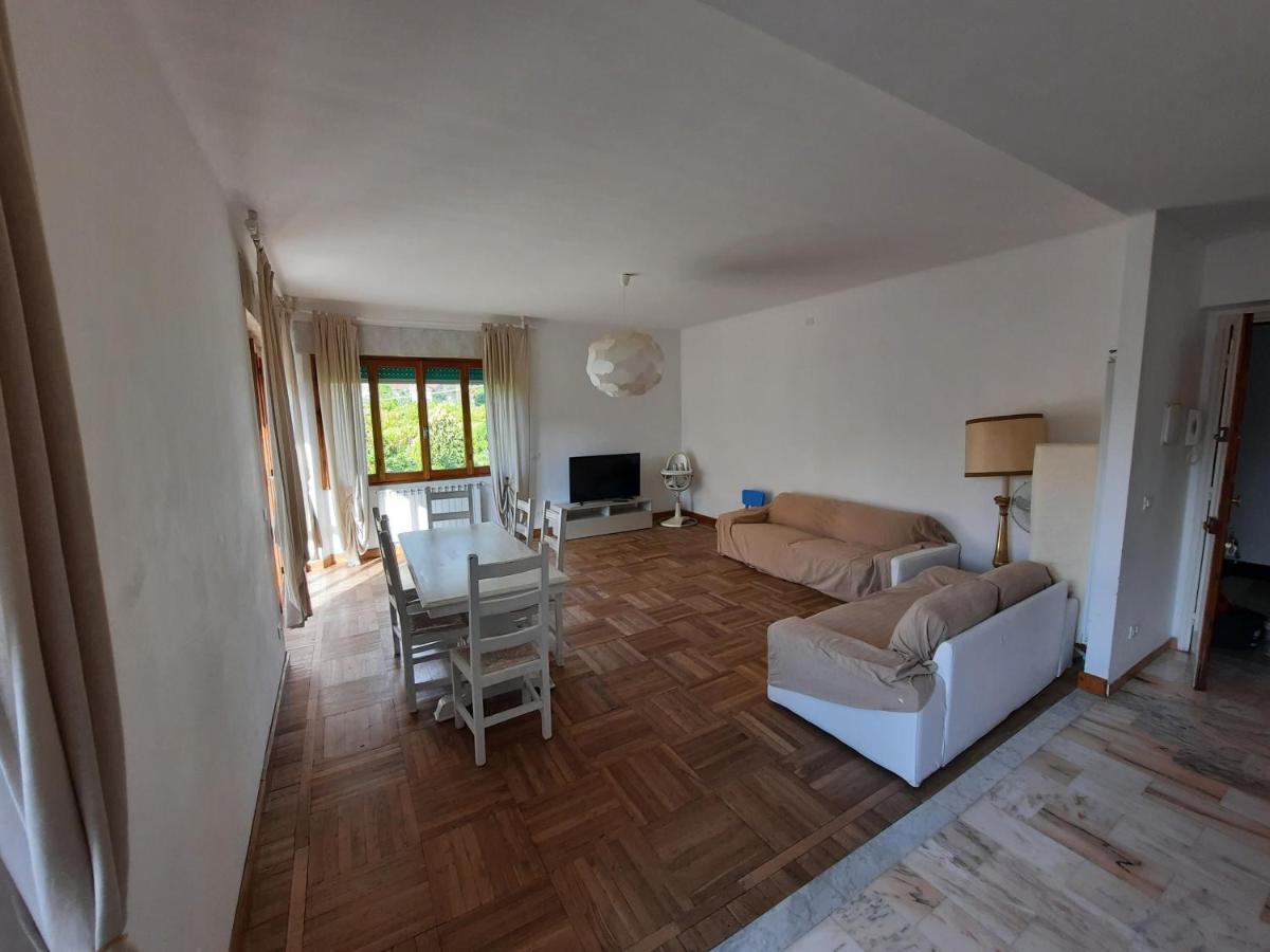 Casa Romeo Appartamento Con Posto Auto Finale Ligure Extérieur photo