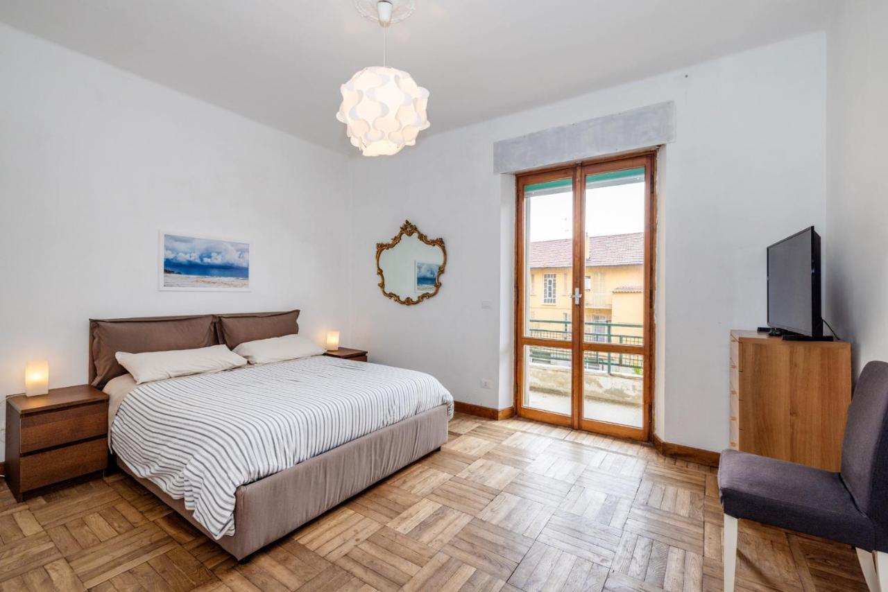 Casa Romeo Appartamento Con Posto Auto Finale Ligure Extérieur photo