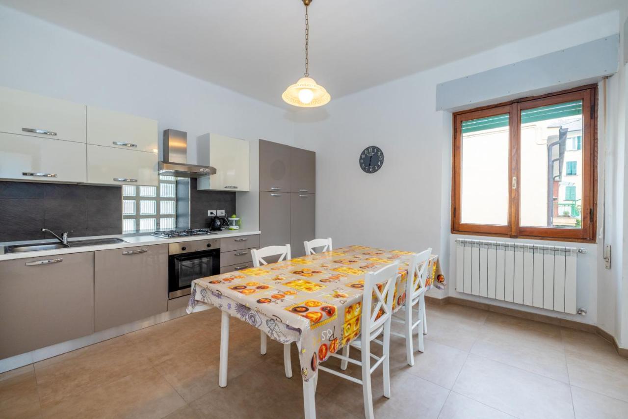 Casa Romeo Appartamento Con Posto Auto Finale Ligure Extérieur photo