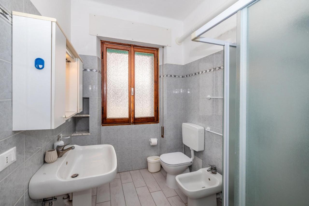 Casa Romeo Appartamento Con Posto Auto Finale Ligure Extérieur photo