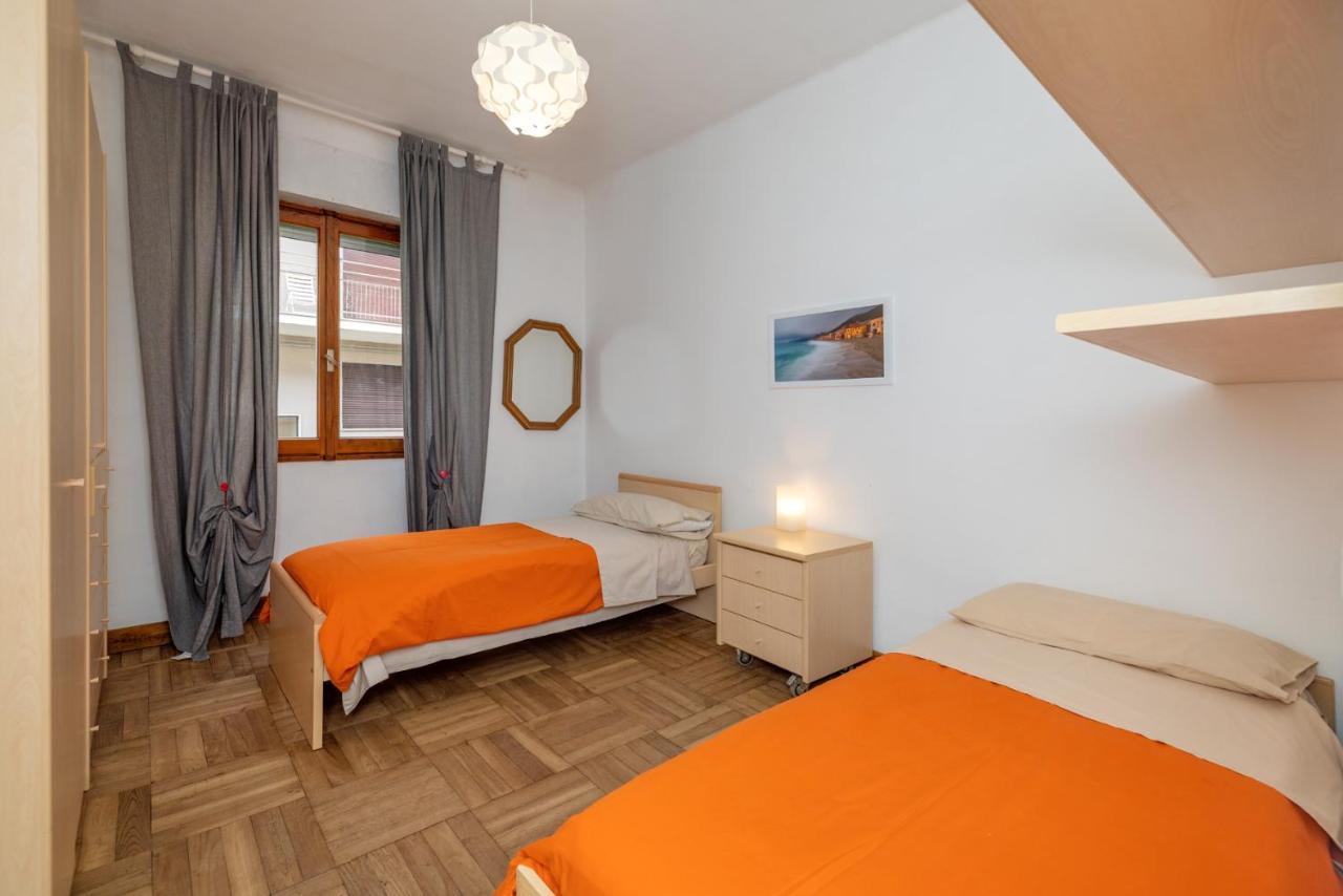 Casa Romeo Appartamento Con Posto Auto Finale Ligure Extérieur photo