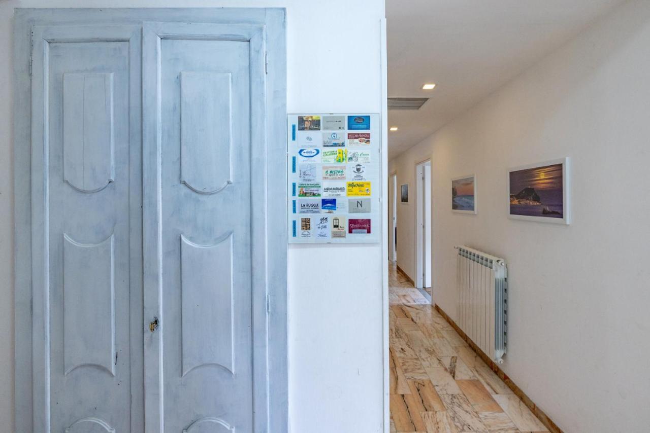 Casa Romeo Appartamento Con Posto Auto Finale Ligure Extérieur photo