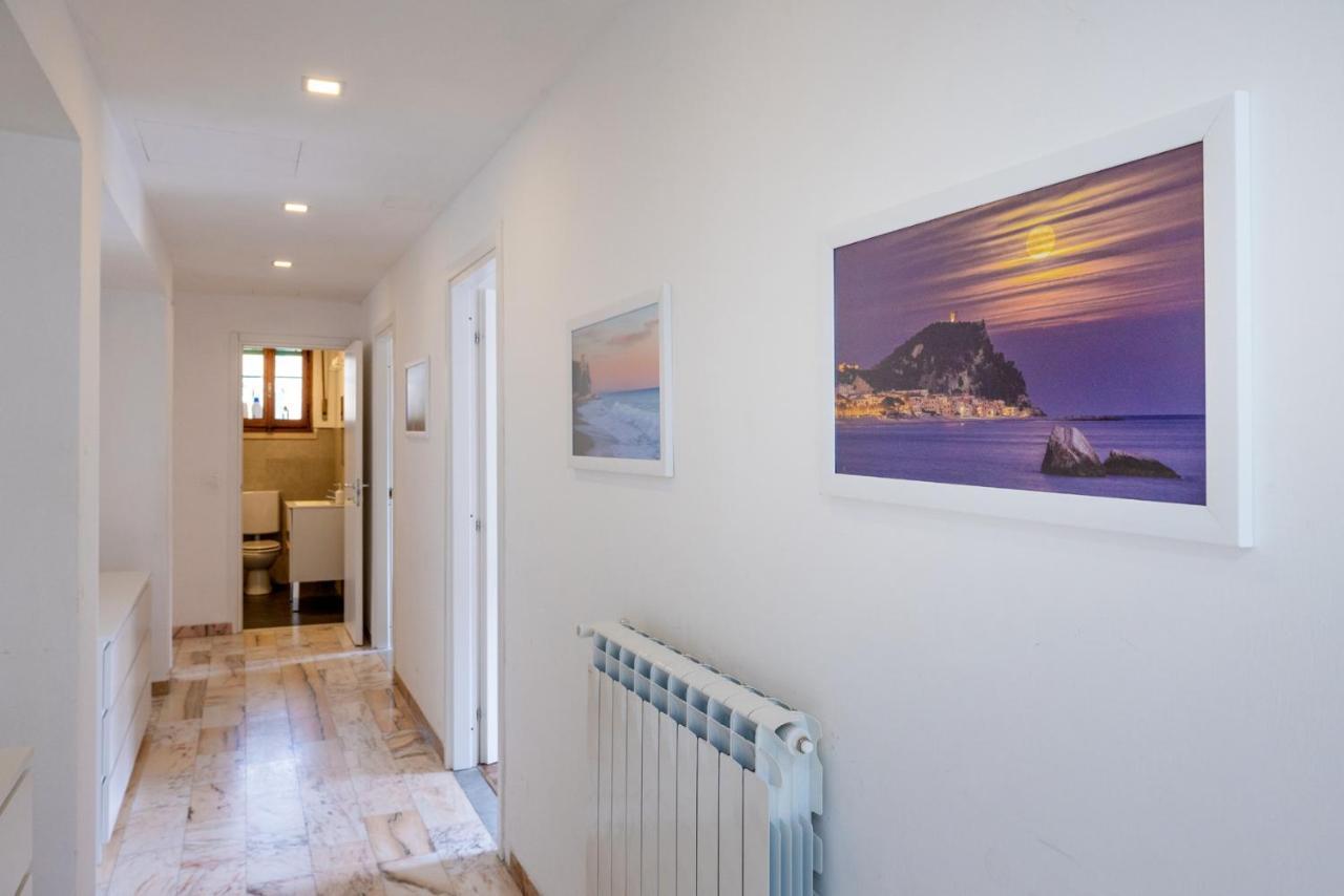 Casa Romeo Appartamento Con Posto Auto Finale Ligure Extérieur photo