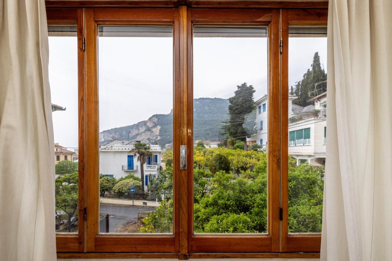Casa Romeo Appartamento Con Posto Auto Finale Ligure Extérieur photo